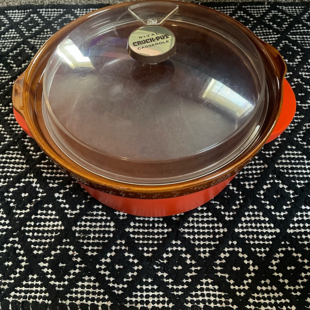 Vintage 1970's Rival Casserole Crock-Pot 2-Qt. Retro Orange Model 3500 RARE‎